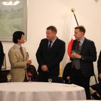 Генконсул Японии пригласил артистов Хабаровского музыкального театра в свою резиденцию.